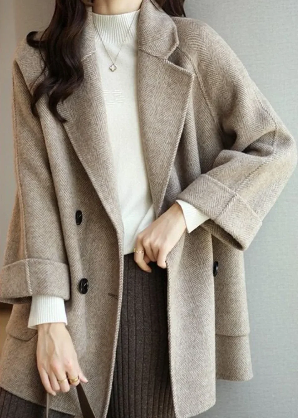 Amara Époque Trench Coat - Image 4