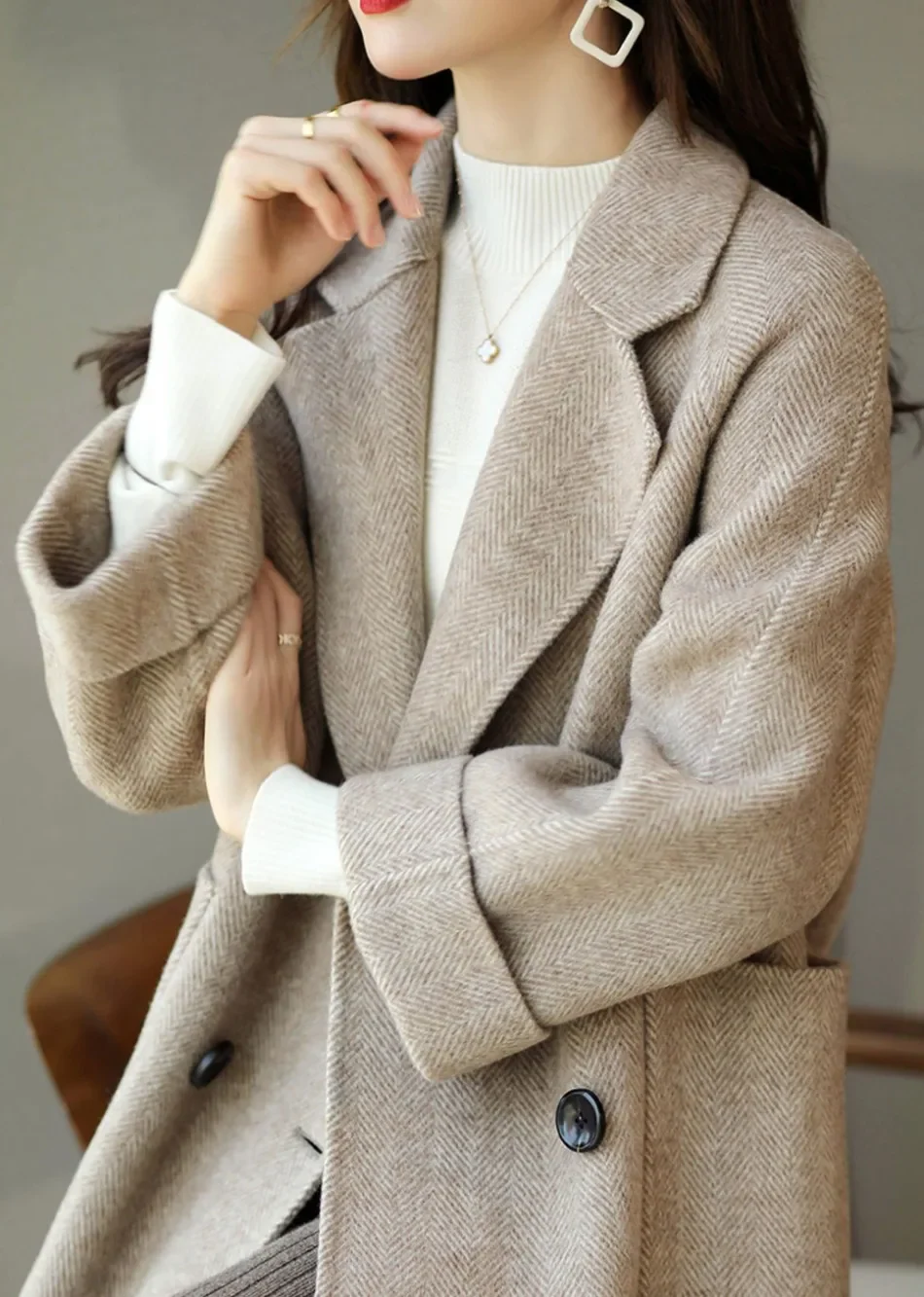 Amara Époque Trench Coat - Image 5