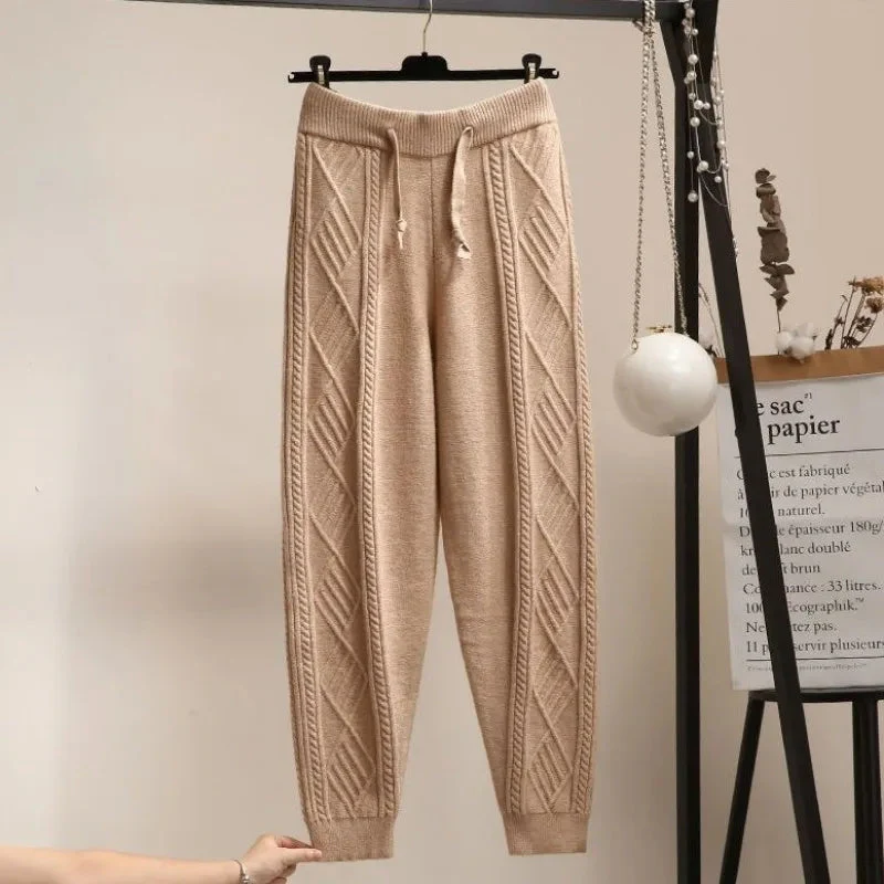 Cascade Knit Jogger - Image 3