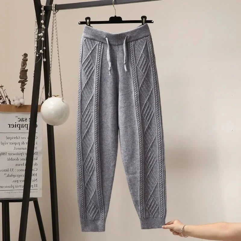 Cascade Knit Jogger - Image 4
