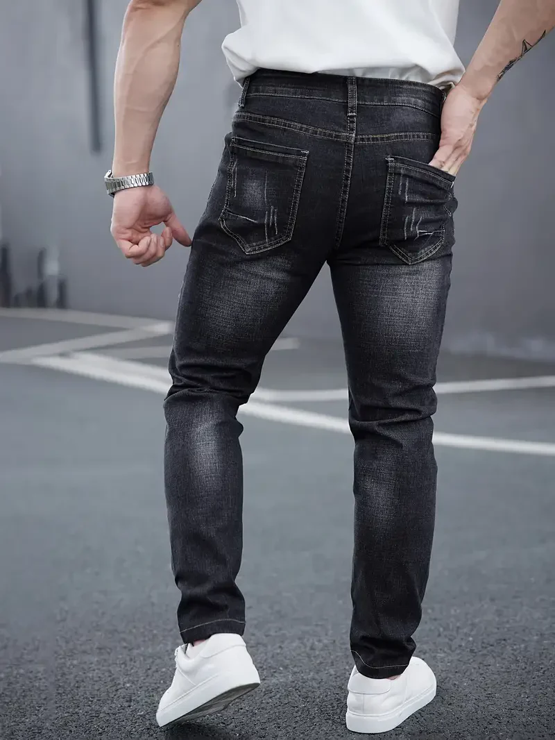 Savage Cut Tapered Jeans - Image 4