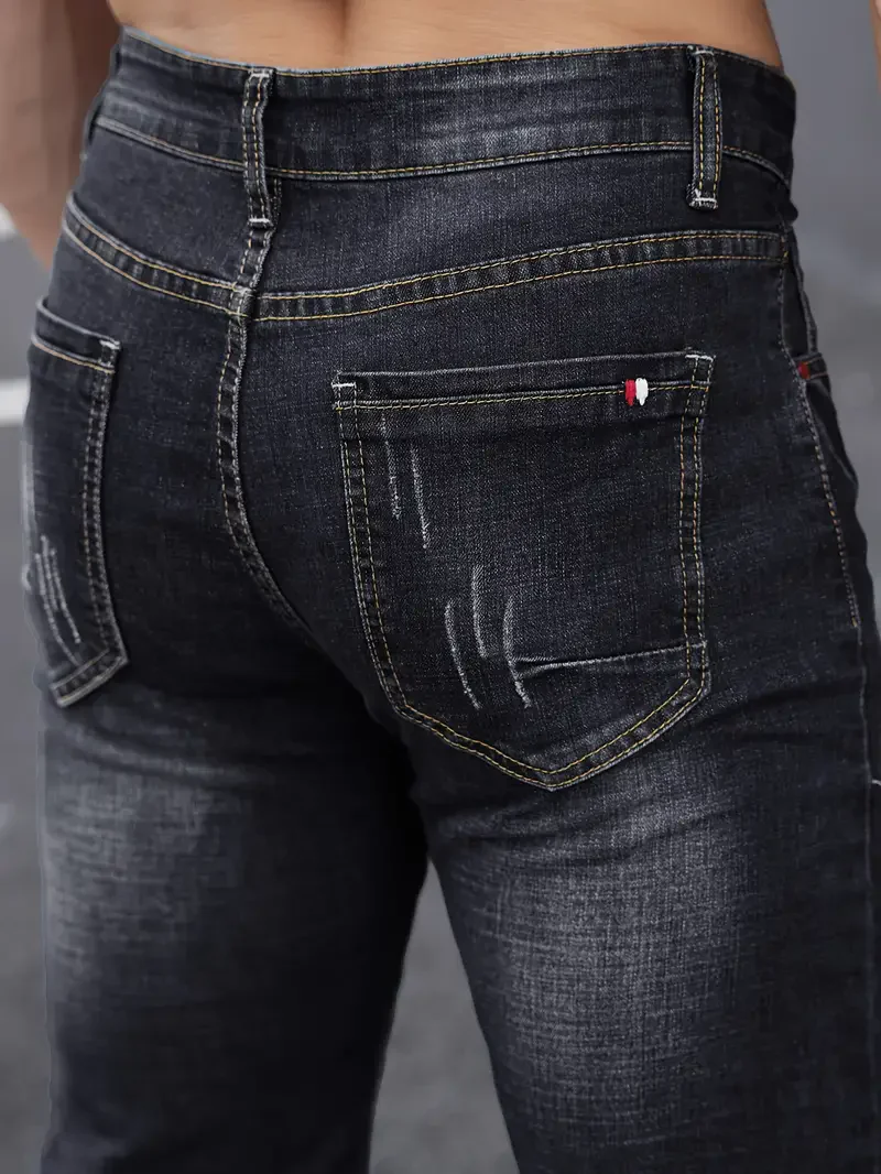Savage Cut Tapered Jeans - Image 5